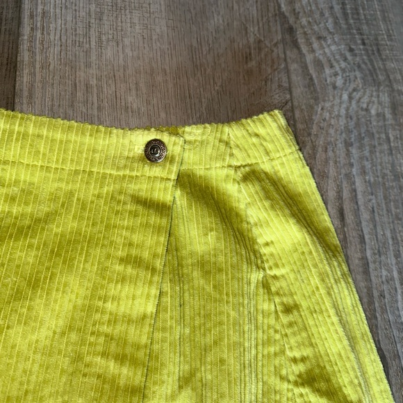 Vintage Express Jeans by express lime green corduroy wrap skirt Mod skater 9/10 - Picture 3 of 6